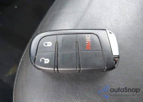 2019 Dodge Journey Crossroad Awd z USA, uszkodzony, nr VIN 3C4PDDGG4KT816373